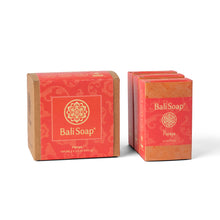 Load image into Gallery viewer, Natural Soap Papaya set of 3
